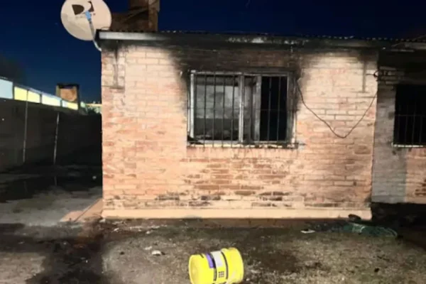 Tragedia en Salta: tres niños murieron por un incendio en su casa