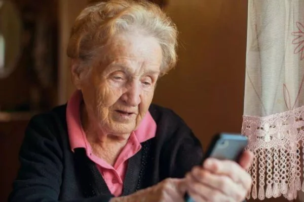El importante aviso de PAMI para todos los adultos mayores que tienen la aplicación móvil