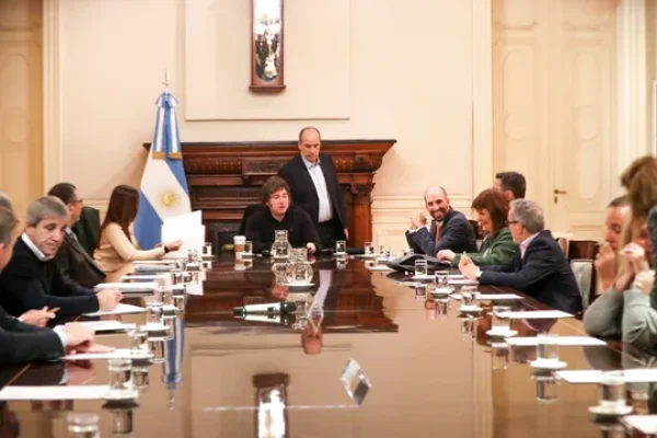 Milei convocó a una nueva reunión de Gabinete tras el fallo por YPF