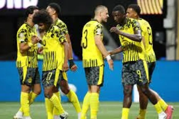 Borussia Dortmund venció Monterrey y va por el Real Madrid en cuartos de final