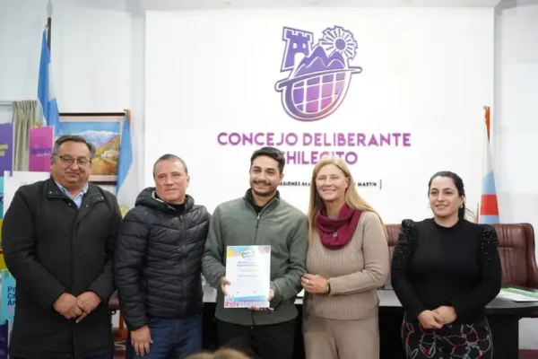 Pedrali acompañó la entrega de los créditos “Revoluciona tu Emprendimiento” en Chilecito
