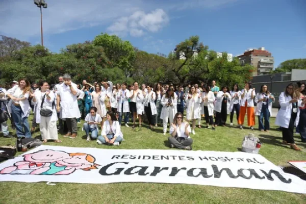 Los médicos residentes del Garrahan ya no cobrarán un sueldo sino