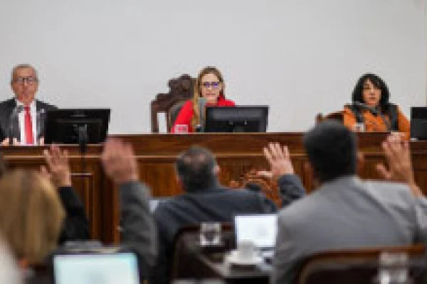 Diputados aprueban modificación en el sistema electoral provincial