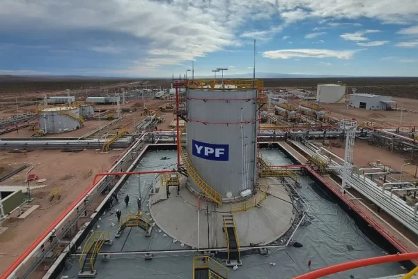 Más fondos buitres quieren recibir acciones de YPF aprovechando el fallo de una jueza de EEUU