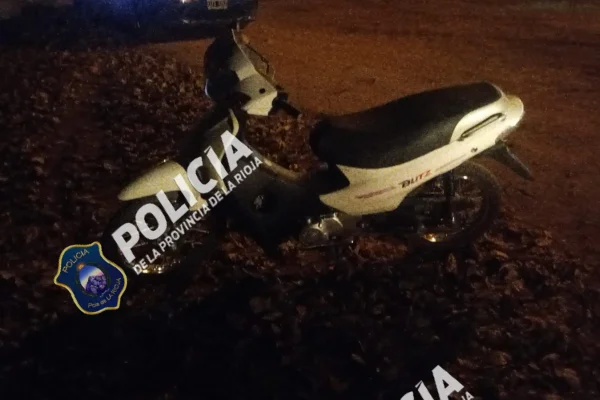 La policia encontró una motocicleta robada en la zona sur