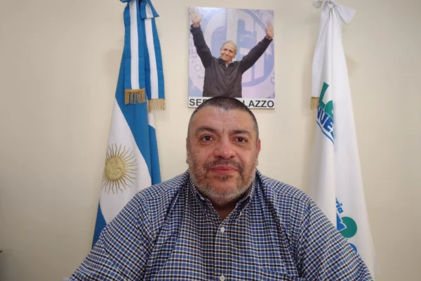 Bancarios marchan en La Rioja contra los recortes y cierre de áreas operativas