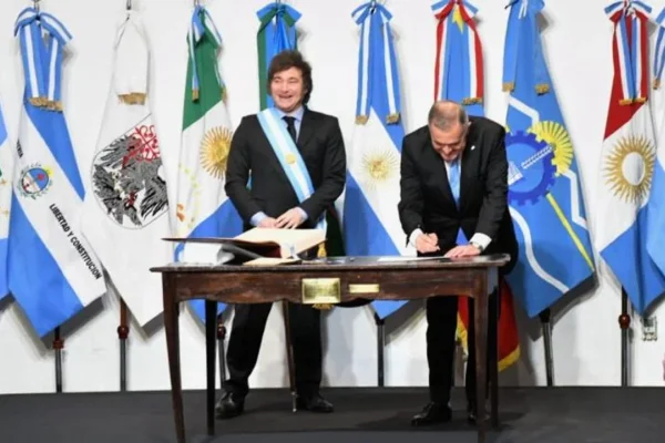 Milei encabezará la vigilia en Tucumán sin discurso y ante un puñado de gobernadores