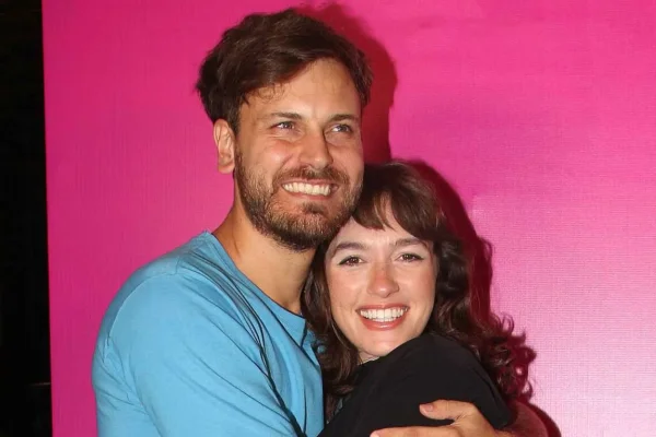 Andrés Gil y Cande Vetrano enfrentan rumores de crisis a ocho meses del nacimiento de su hijo