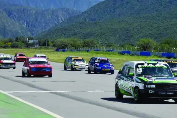 Arranca el Campeonato 2025 en el Autódromo