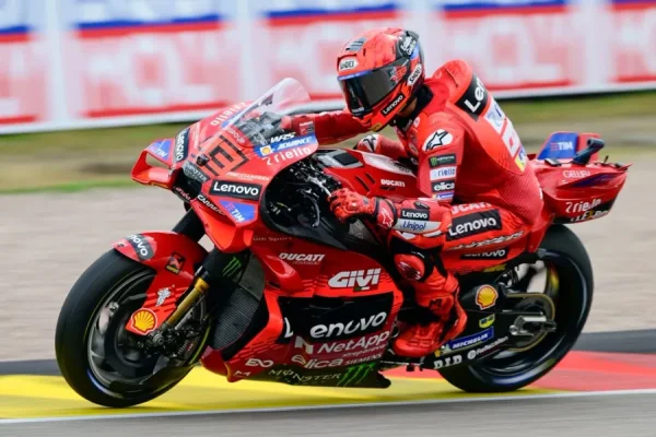Marc Márquez se afirmó como líder del MotoGP