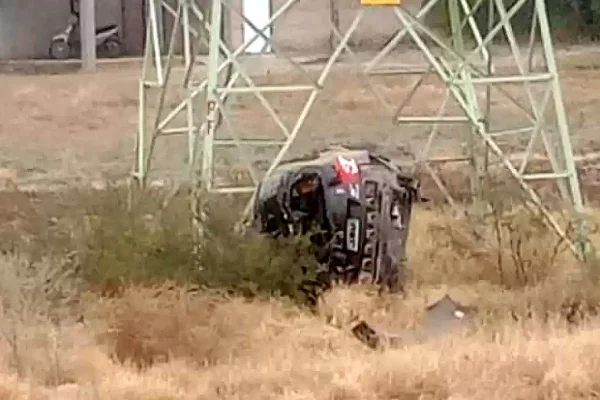 Catamarca: dos fallecidos en un impresionante vuelco