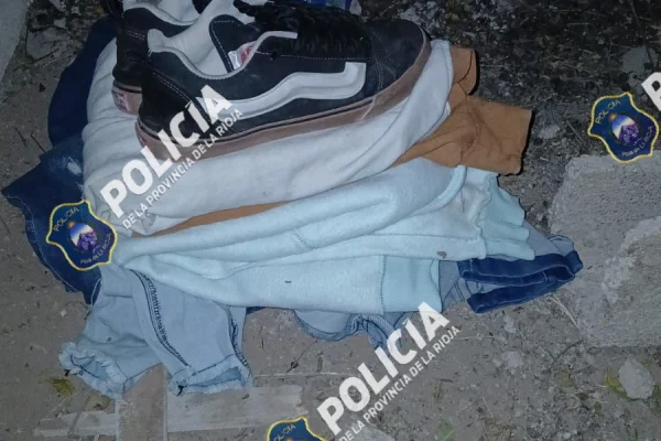 Lo detienen tras robar zapatillas y ropa