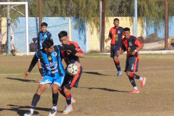 Joaquín venció a Newell´s y se trepó a la cima