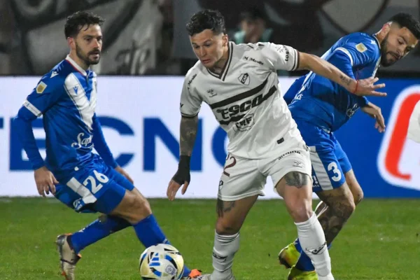 Vélez desaprovechó un tiempo con uno más y empató con Platense por el Torneo Clausura