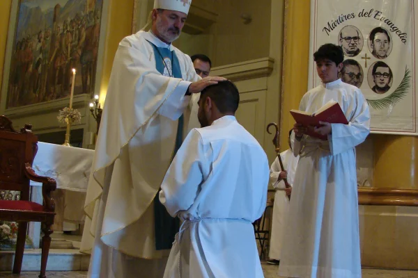 Seminarista se ordenó de diácono en la Catedral