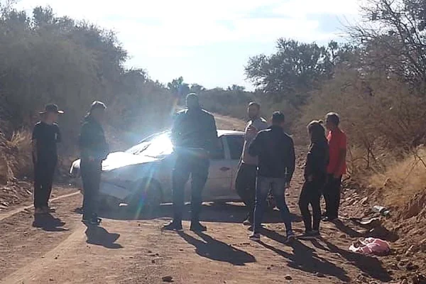 Tres mujeres ilesas tras un vuelco en el interior
