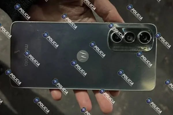 Le robaron el celular y la policia lo recuperó