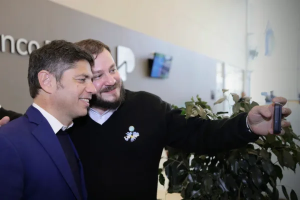 Kicillof encabezó su primer acto con Magario y Cascallares, candidatos de la Tercera Sección