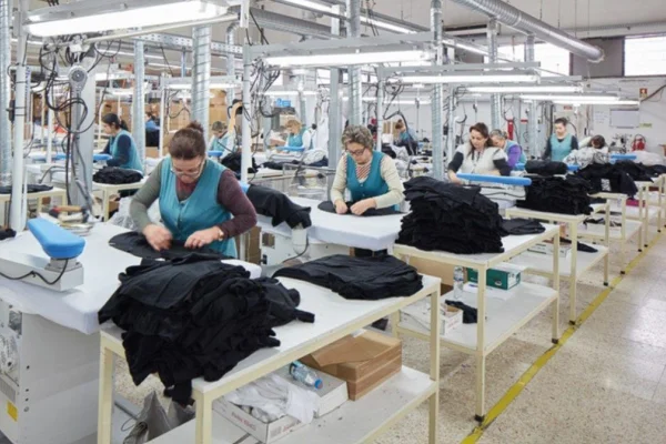 Textiles advierten que la apertura importaciones dejó empresas locales al borde del cierre