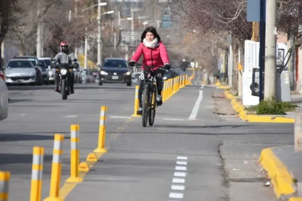 Concejales buscarán crear carriles exclusivos, bicisendas y ciclovías