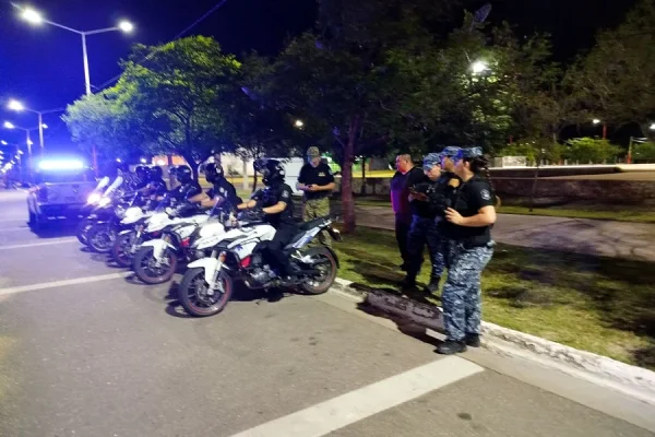 La Policía podría tener más atribuciones para mejorar el tránsito en la ciudad