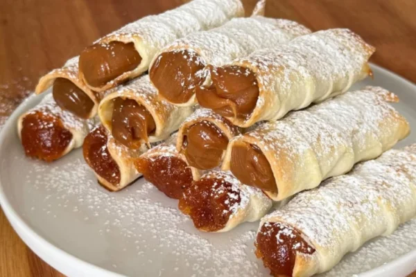 Cañoncitos rellenos: la receta fácil con masa de hojaldre para una merienda
