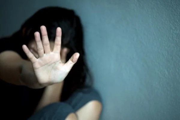 Escándalo en Tierra del Fuego: denuncian a un juez por pornografía infantil y a una jueza por chocar y fugar