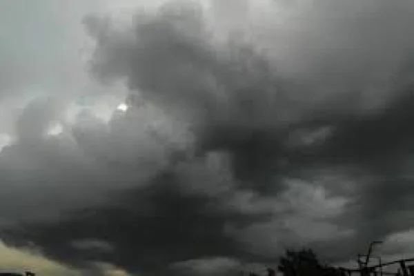 Se viene la tormenta de Santa Rosa: cuándo es y por qué se espera en esta fecha
