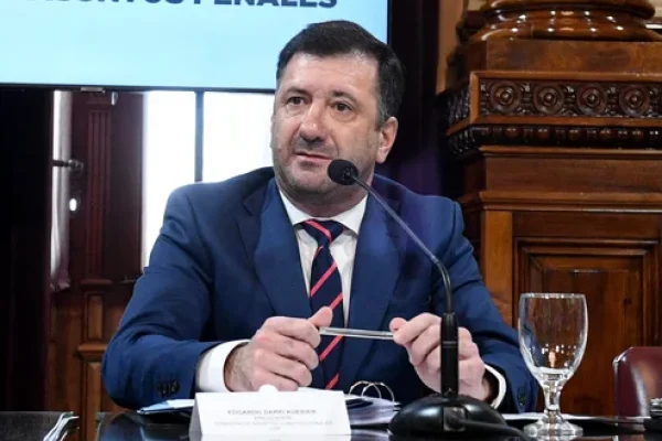 Ordenaron la captura a nivel nacional e internacional de Edgardo Kueider