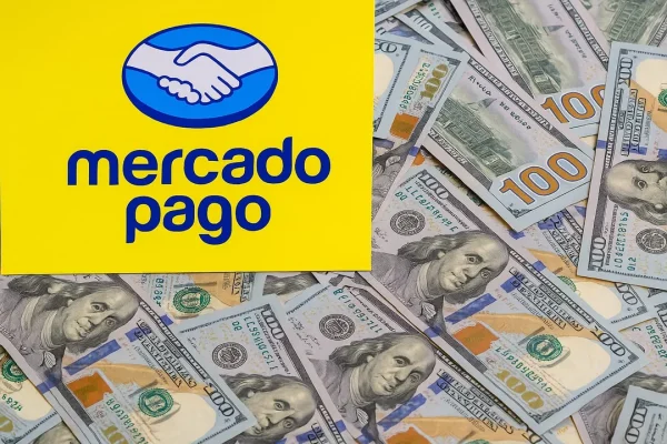 Por qué comprar dólares por Mercado Pago sale más caro
