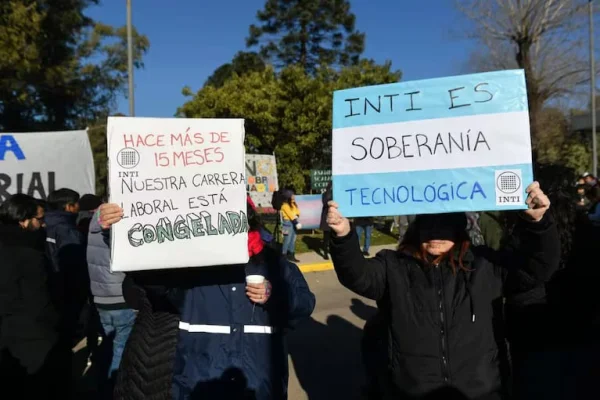 La Justicia frenó la disolución del INTI por seis meses