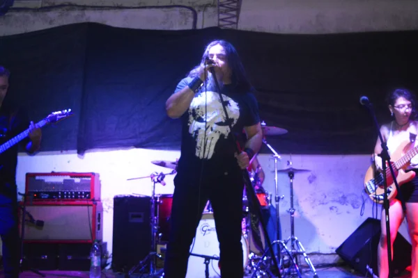 Rinden tributo a un gran disco de Rata Blanca en el Teatro de la Ciudad