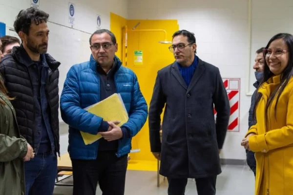 Realizan mejoras en los laboratorios de la UNLaR