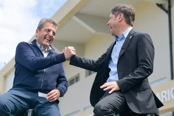 Reunión entre Kicillof, Massa e intendentes en la primera sección