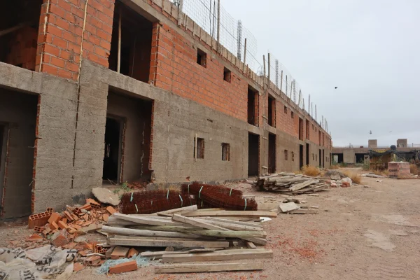 La Rioja reactivará la construcción de 300 viviendas del plan ProCreAr abandonadas por Nación