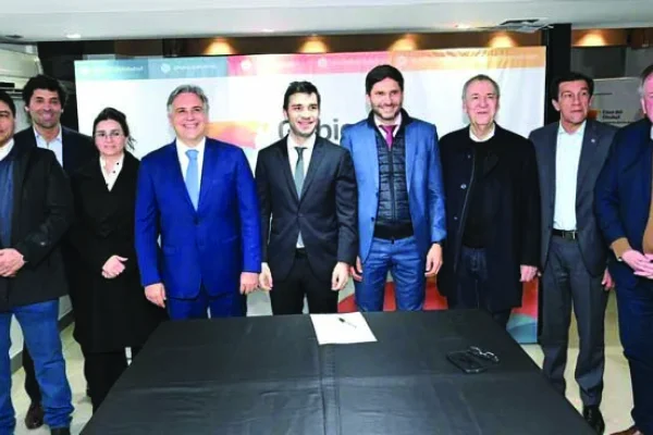 Ya se moviliza el nuevo bloque de gobernadores