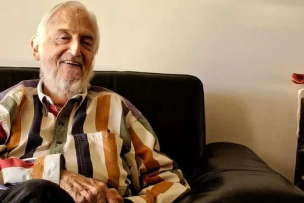 Murió Daniel Divinsky, el histórico editor que publicó por primera vez a Mafalda en libro