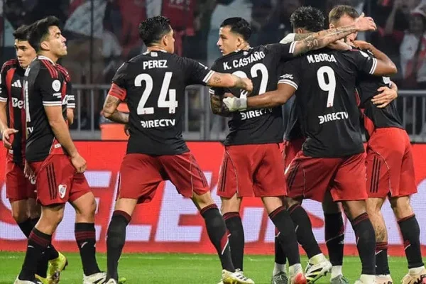 River goleó a San Martín y se metió en los octavos de final de la Copa Argentina