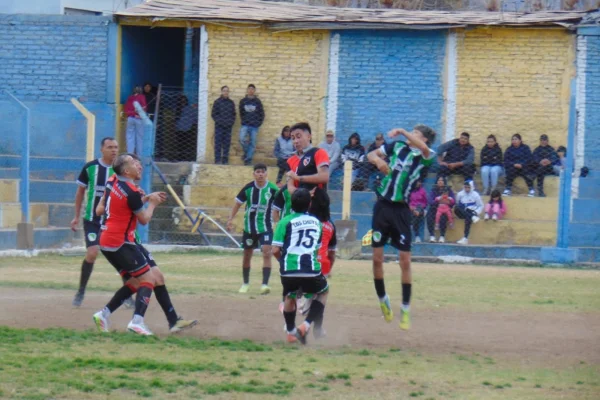 Por la mínima, Newell's venció a los Chuyos