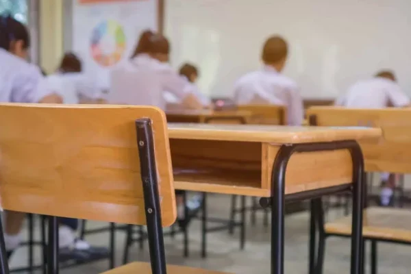Las escuelas privadas evalúan aumentos en las cuotas mensuales