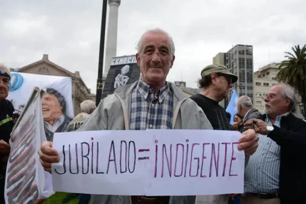 Marcha atrás de la oposición: Milei vetó la ley de jubilados y ahora no tienen los votos para insistir