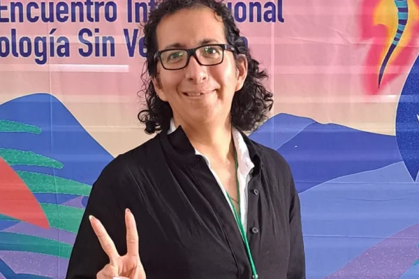 Yacurmana de la Puente fue distinguida con el Premio Nacional Ernesto Laclau 2025