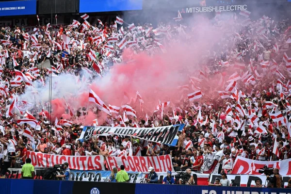 La AFA pide que el duelo entre Lanús y River cuente con ambas hinchadas