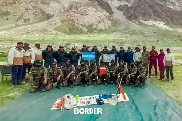 Histórico: miembros del Ejército Argentino llegaron a la cima en el Monte Kun del Himalaya