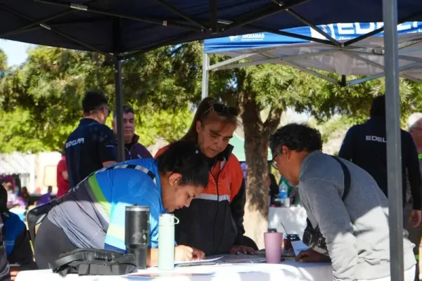 El municipio de Capital llegó con todos sus servicios al barrio Ricardo Primero