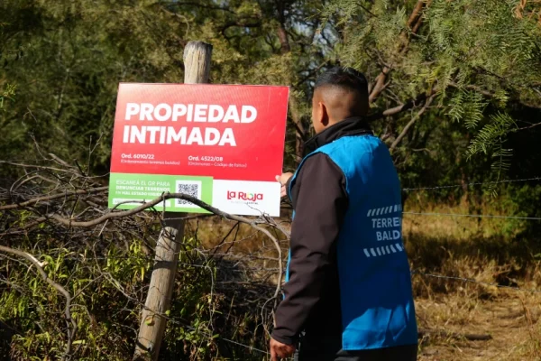 Operativo municipal en baldíos: intimaciones, multas y limpieza para frenar focos de riesgo