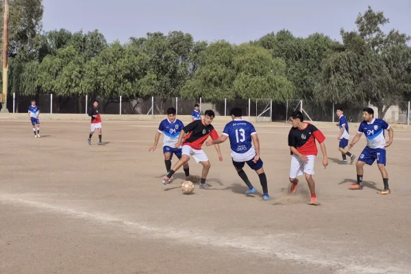 Comienza en rodar la pelota en el Torneo Apertura 2025