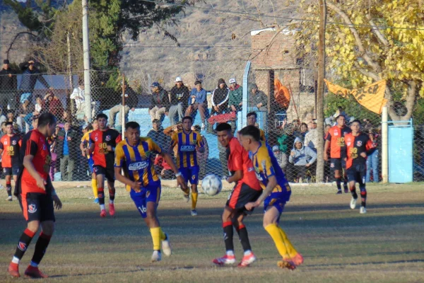 Clásicos en El Parque y en Anguinán