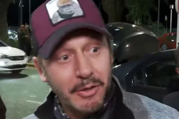Benjamín Vicuña se reencontró con sus hijos tras su viaje a Turquía con la China Suárez: el video