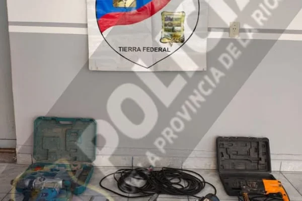 Secuestran herramientas robadas y detuvieron a los autores del robo